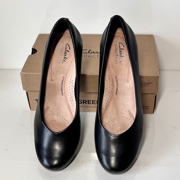 Clarks Flores Tulip Leather Wedge Pump - Picture 2 of 5